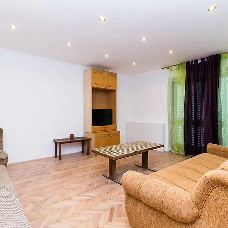 Paula Apartament *