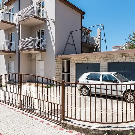 Paula Apartament *