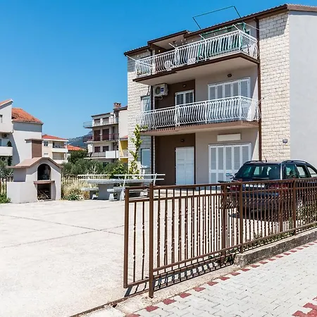 Paula Apartament Kaštela